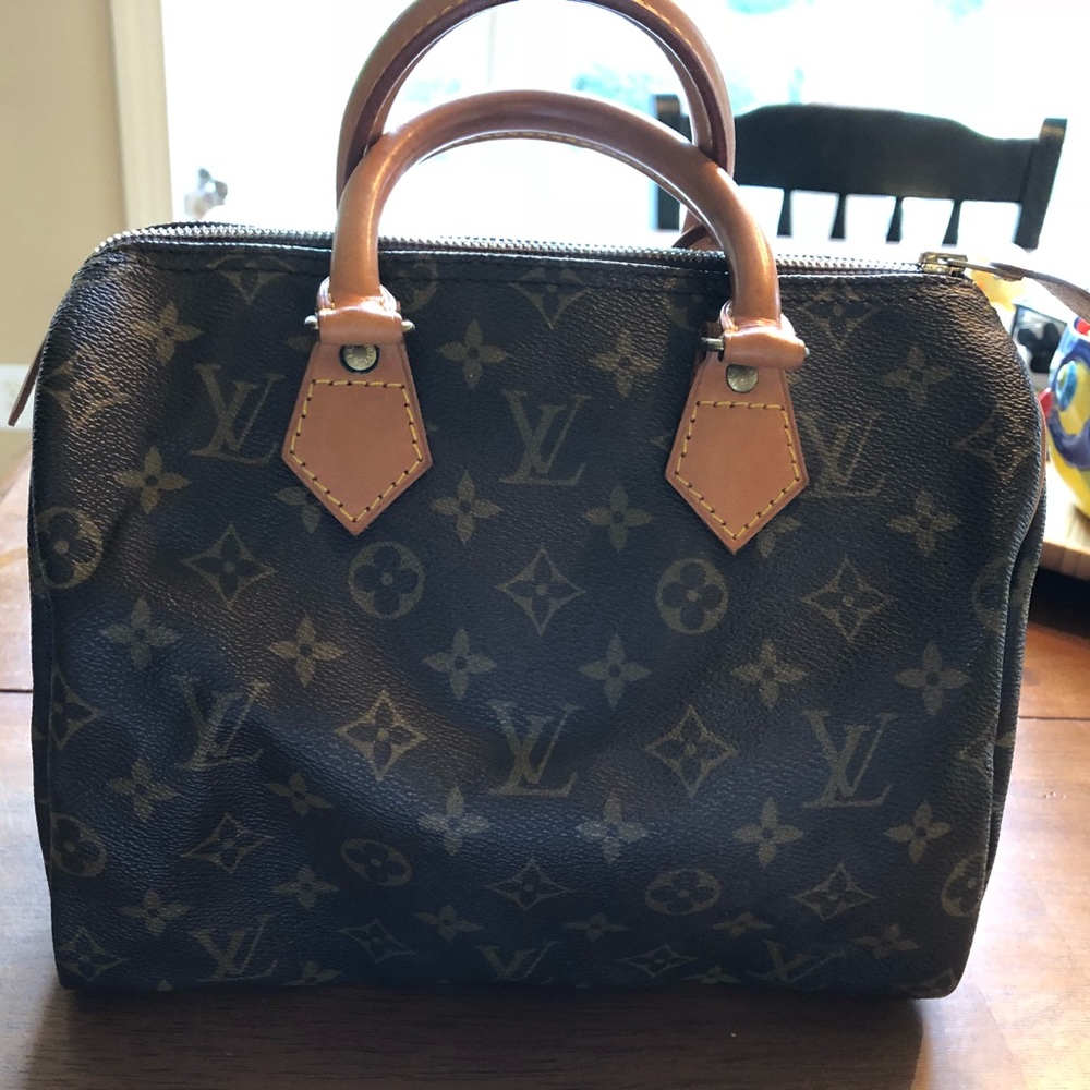 Authentic Louis Vuitton Speedy 30